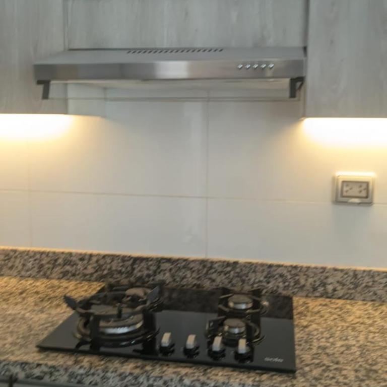 Nice View Apartment Miraflores - Three-Bedroom Apartment - 8