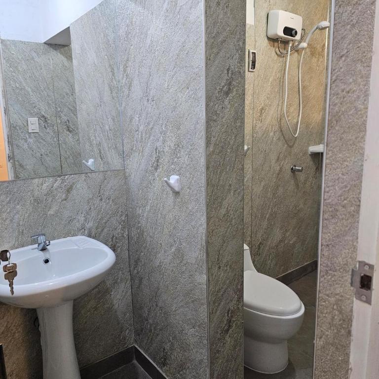 Casa cerca al malecón de Miraflores - Five-Bedroom House - 21