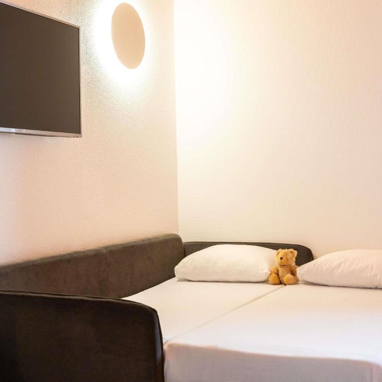 ibis Styles Toulouse Cite Espace - Habitación con 1 cama doble y 2 individuales - 5