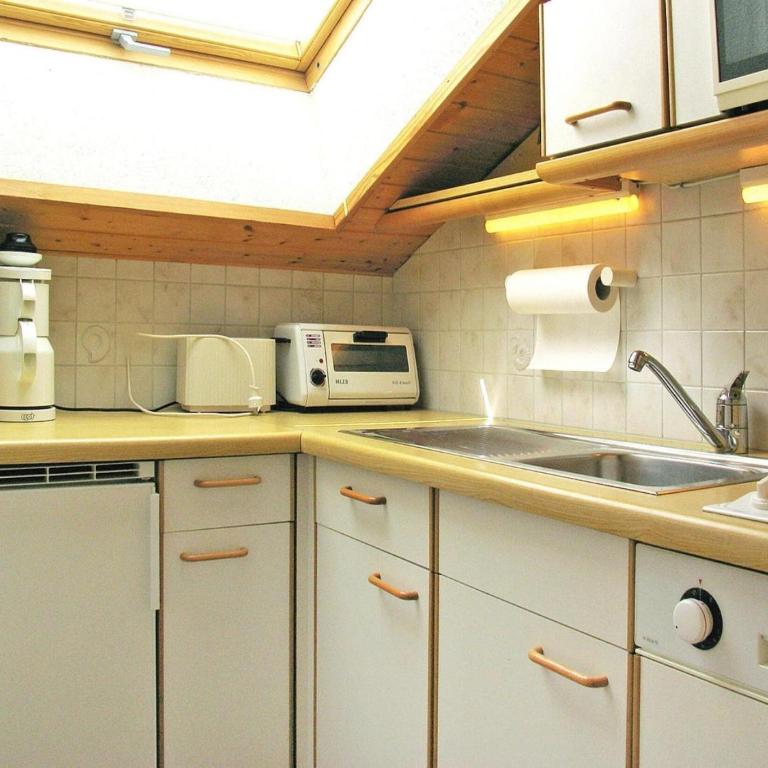 Chalet in Dienten by Ski Slopes & Wellness - Apartment mit 1 Schlafzimmer - 4
