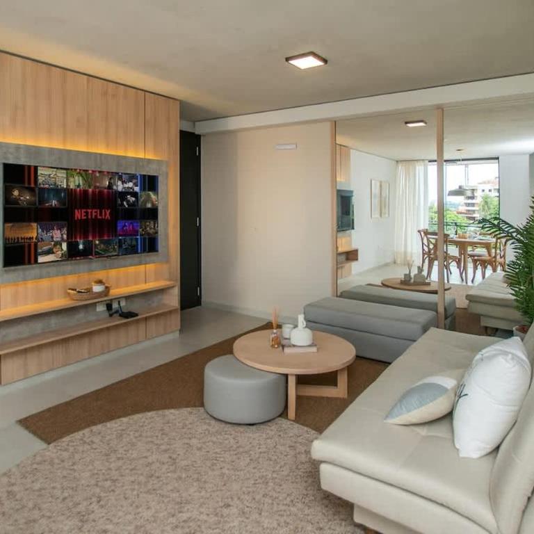 Luxury 2BR Apartment City Elegance with Pool & Gym - Apartment - 1