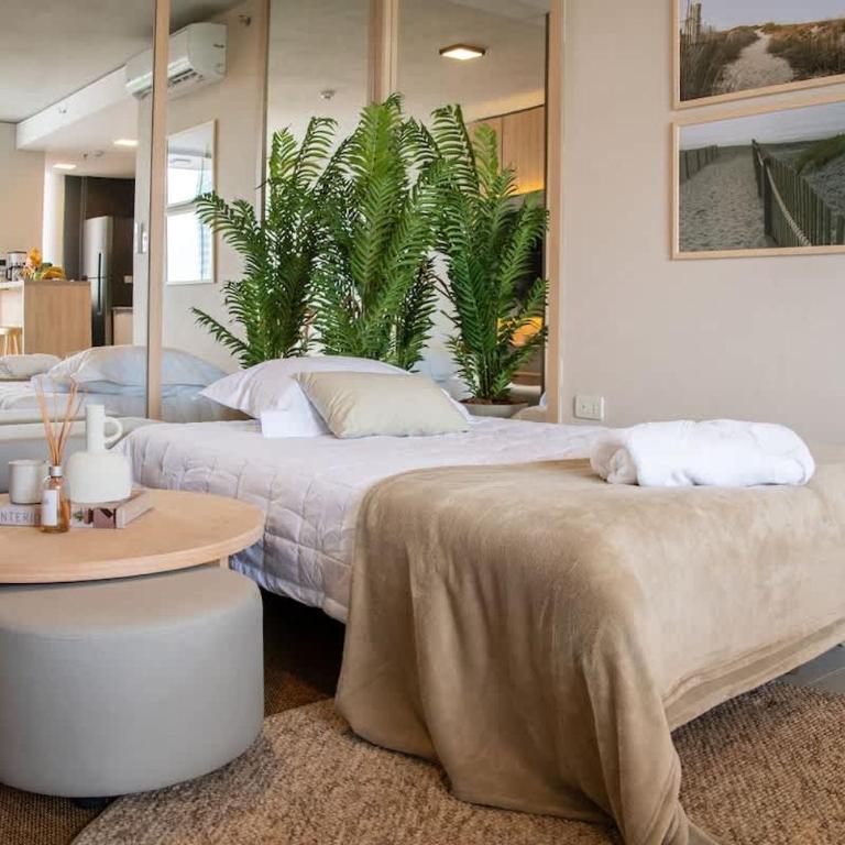Luxury 2BR Apartment City Elegance with Pool & Gym - Apartment - 31