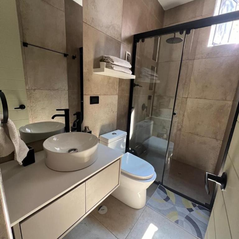 Moderno y cómodo de dos habitaciones - Apartamento de 2 dormitorios - 25
