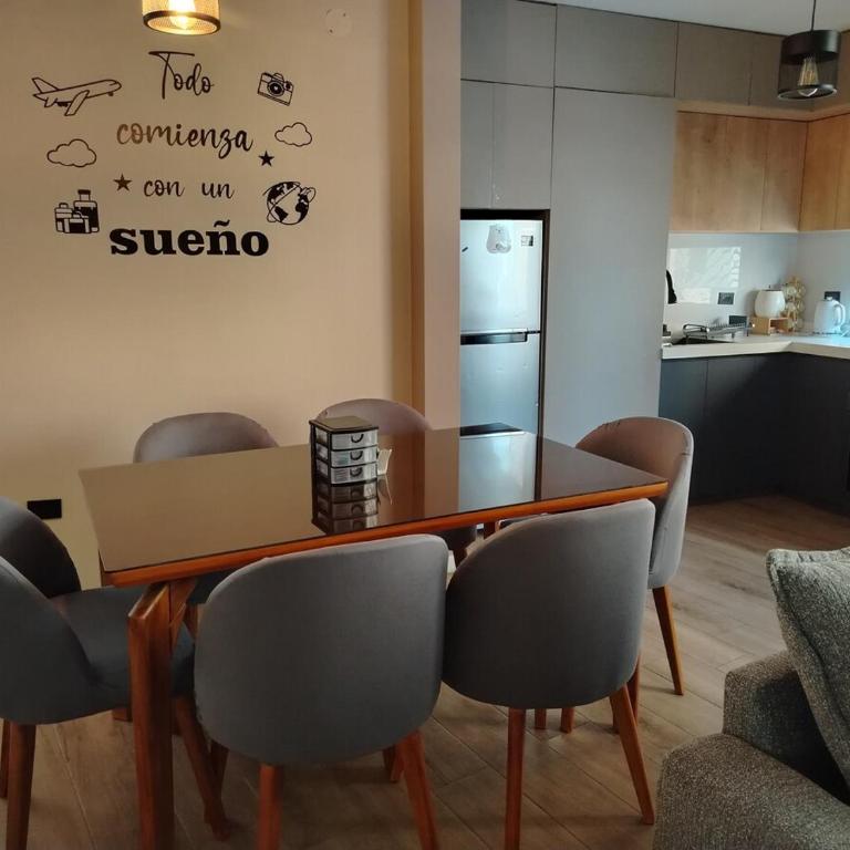 Moderno y cómodo de dos habitaciones - Apartamento de 2 dormitorios - 28