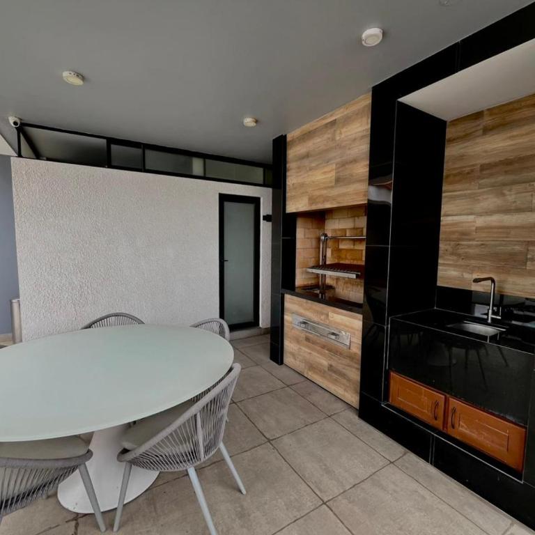 Monoambiente cómodo en Equipetrol - One-Bedroom Apartment - 18