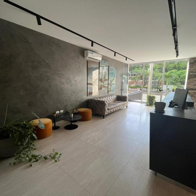 Monoambiente cómodo en Equipetrol - One-Bedroom Apartment - 22