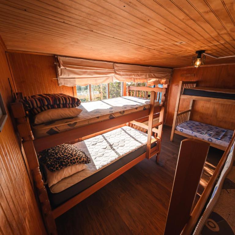 Hostel Patagonia Backpackers - Bunk Bed in Mixed Dormitory Room - 23