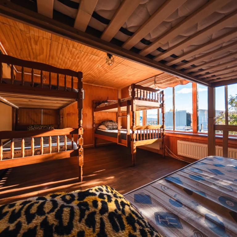 Hostel Patagonia Backpackers - Bunk Bed in Mixed Dormitory Room - 19