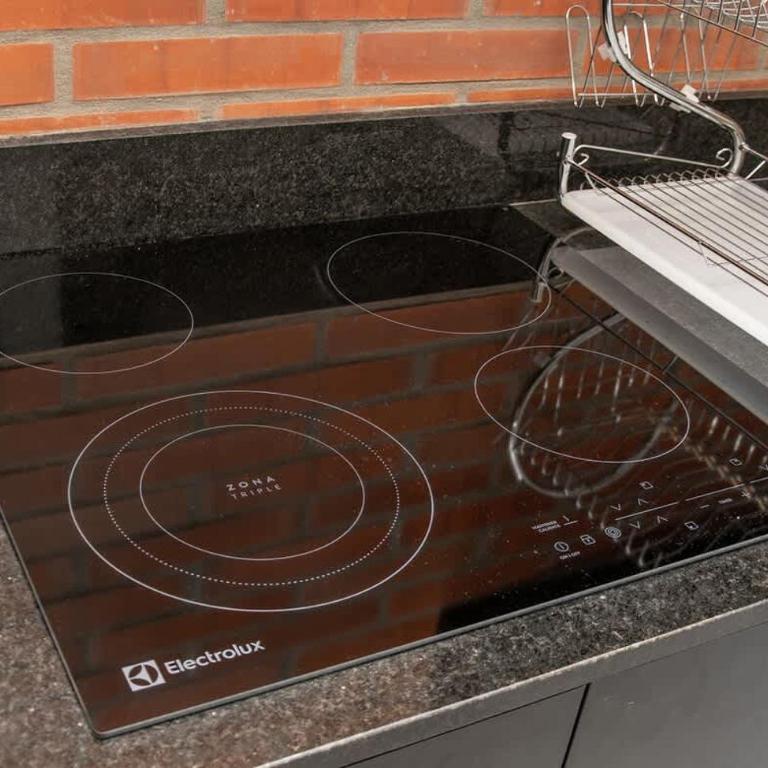 Modern and Cozy 2BR Apt free parking and WiFi B44 - Apartment - 41