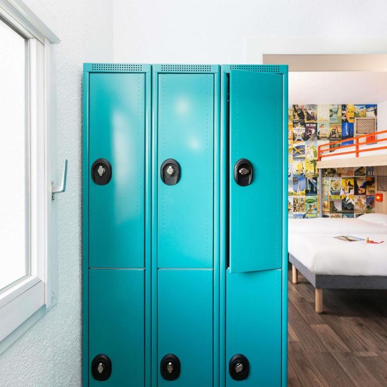 hotelF1 Villeneuve Loubet - Dortoir à 6 Lits avec Salle de Bains Commune - 3