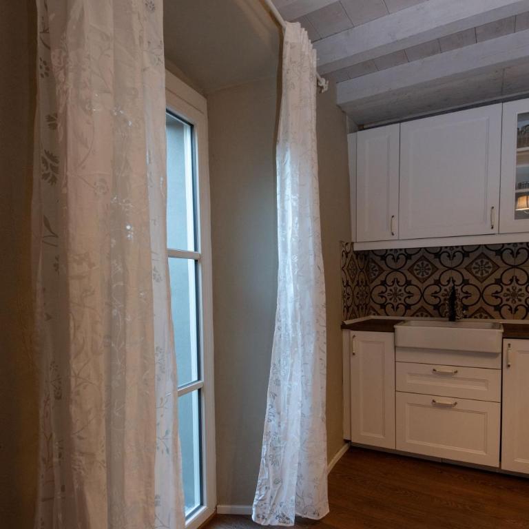 Apartment 75 mq for 5-6 p 100 m from the lake - Appartamento con 3 Camere da Letto - 13