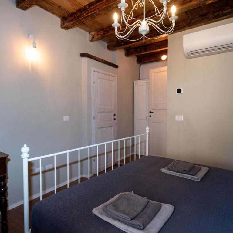 Apartment 75 mq for 5-6 p 100 m from the lake - Appartamento con 3 Camere da Letto - 35