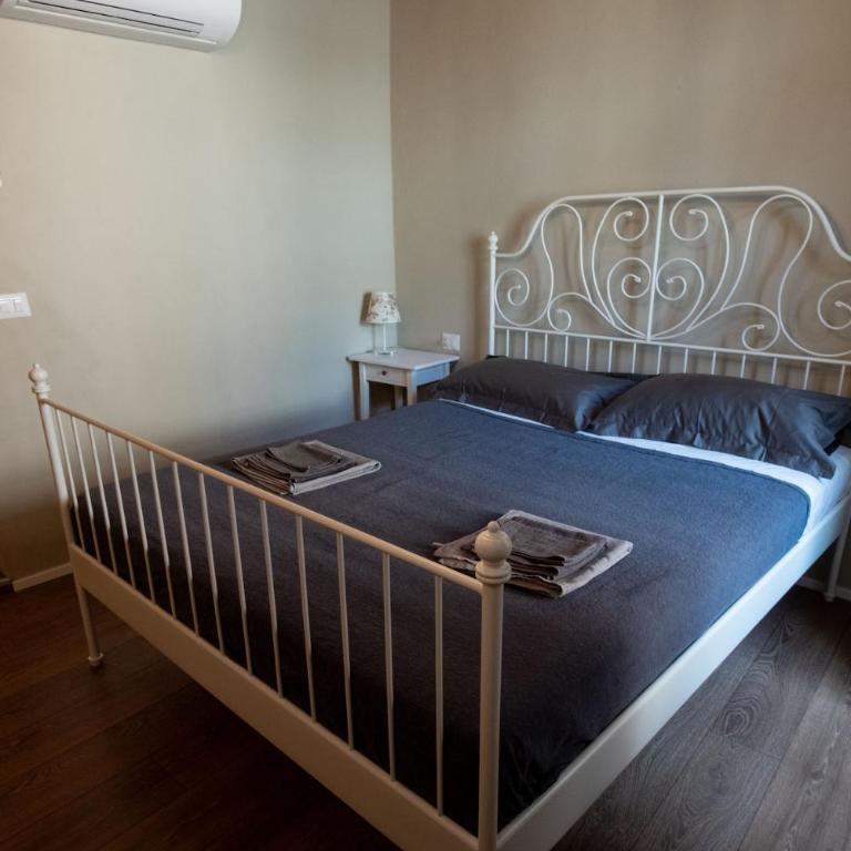 Apartment 75 mq for 5-6 p 100 m from the lake - Appartamento con 3 Camere da Letto - 51