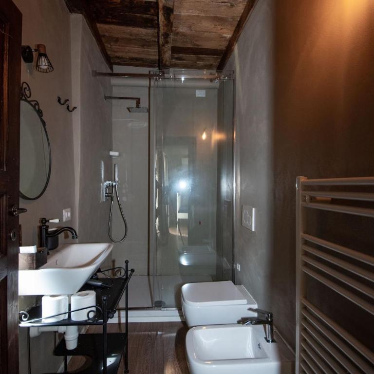 Apartment 75 mq for 5-6 p 100 m from the lake - Appartamento con 3 Camere da Letto - 60