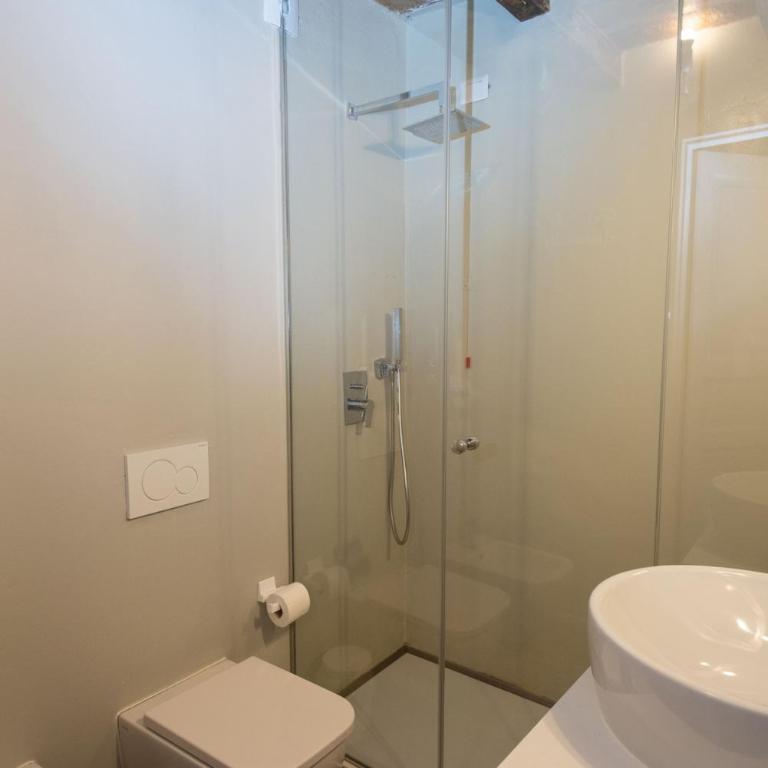 Apartment 75 mq for 5-6 p 100 m from the lake - Appartamento con 3 Camere da Letto - 62