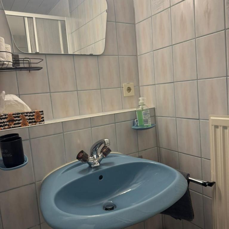 Appart 5 - Apartment - 2
