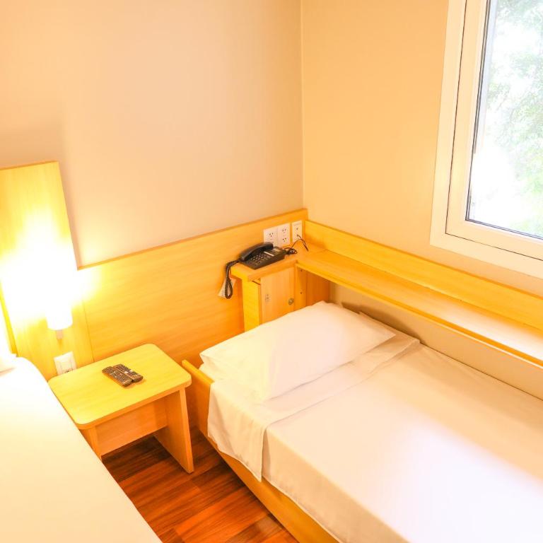 ibis Lima Larco Miraflores - Habitación Estándar - 1 cama doble y 1 individual - 8