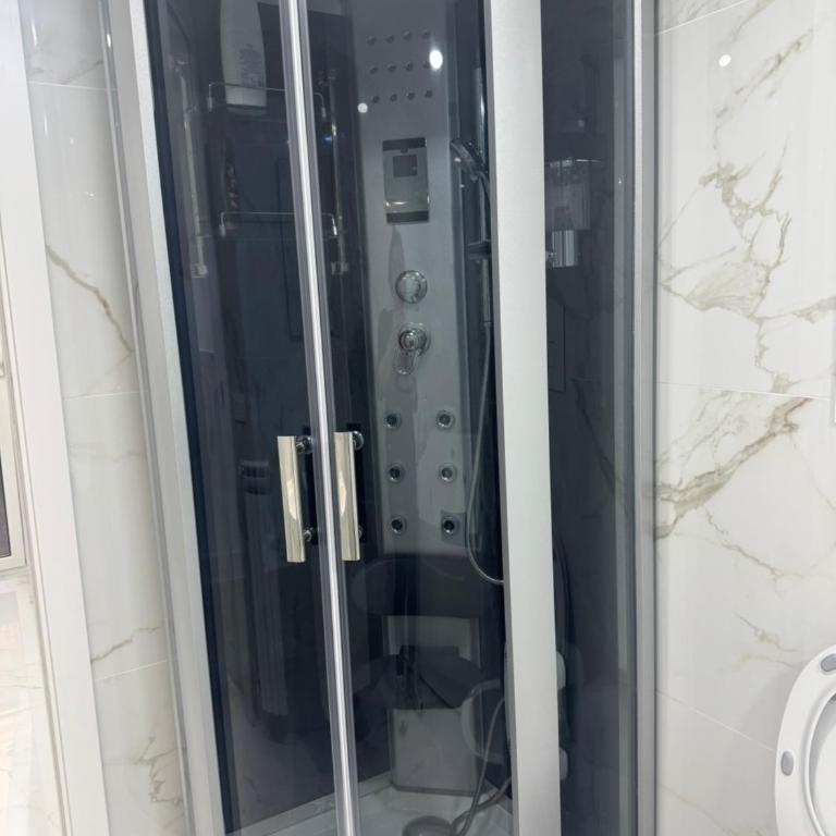 POSILLIPO 27 - Appartamento con 2 Camere da Letto - 2