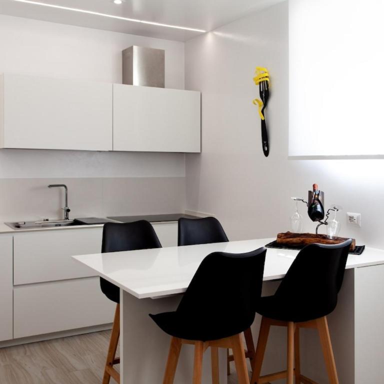 Very central apartment in Cagliari - Appartamento con 2 Camere da Letto - 9