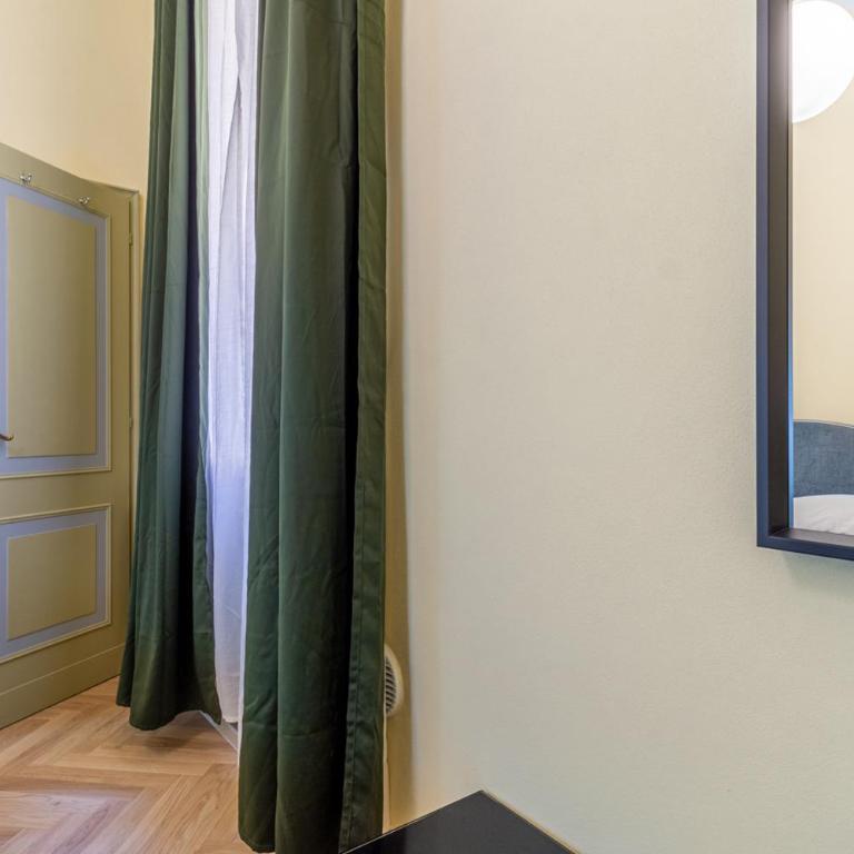 Canton De' Fiori - Prestige Apartments - Paride - Three-Bedroom Apartment with Neptune View - 28