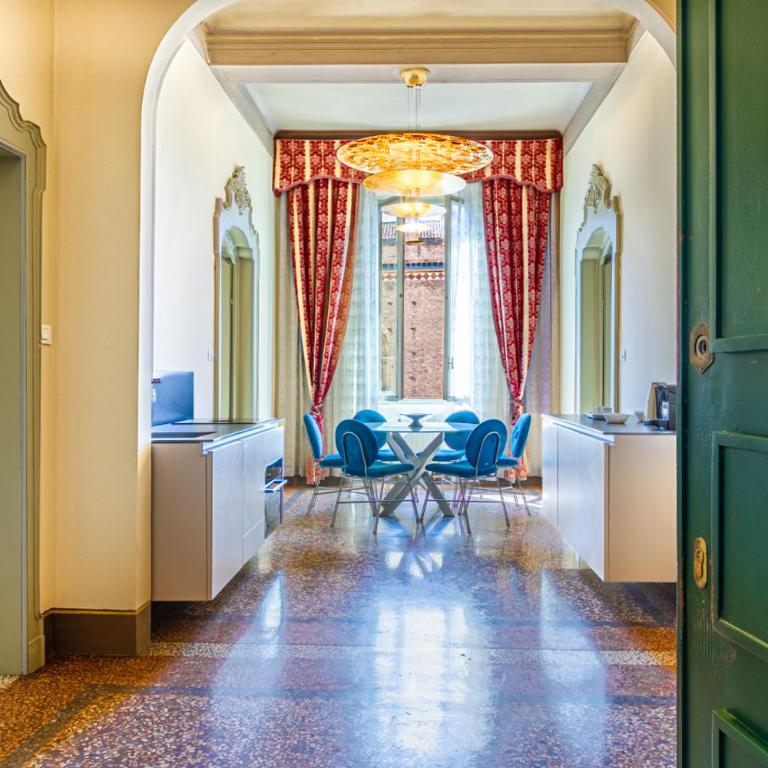 Canton De' Fiori - Prestige Apartments - Paride - Three-Bedroom Apartment with Neptune View - 4