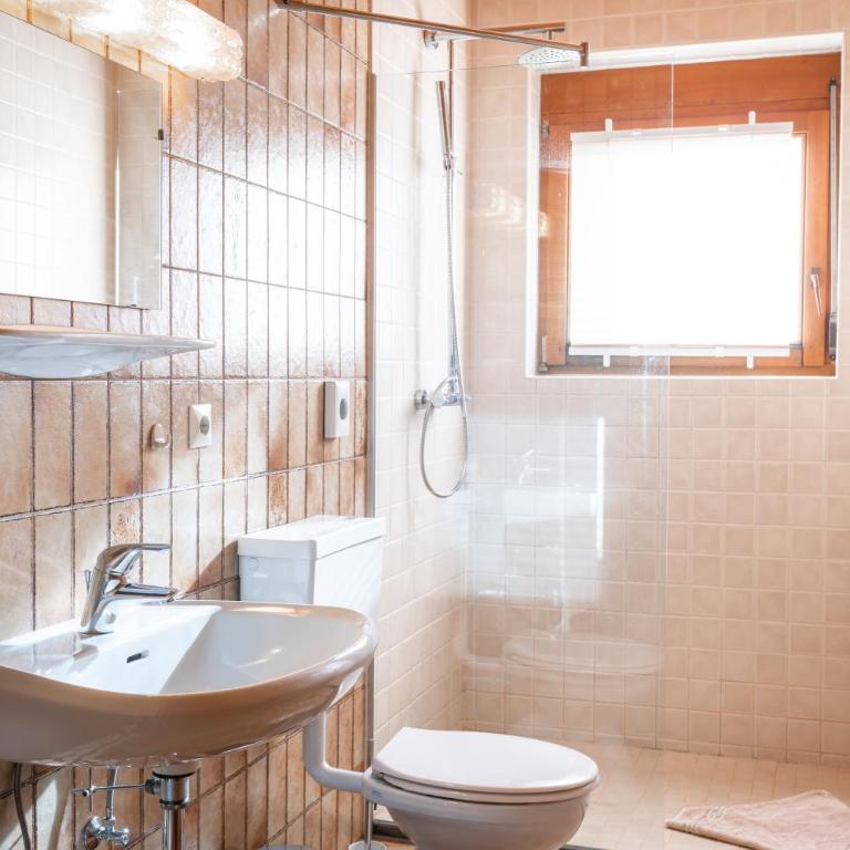 Lesachtalerhof - Doppelzimmer mit Balkon - 2