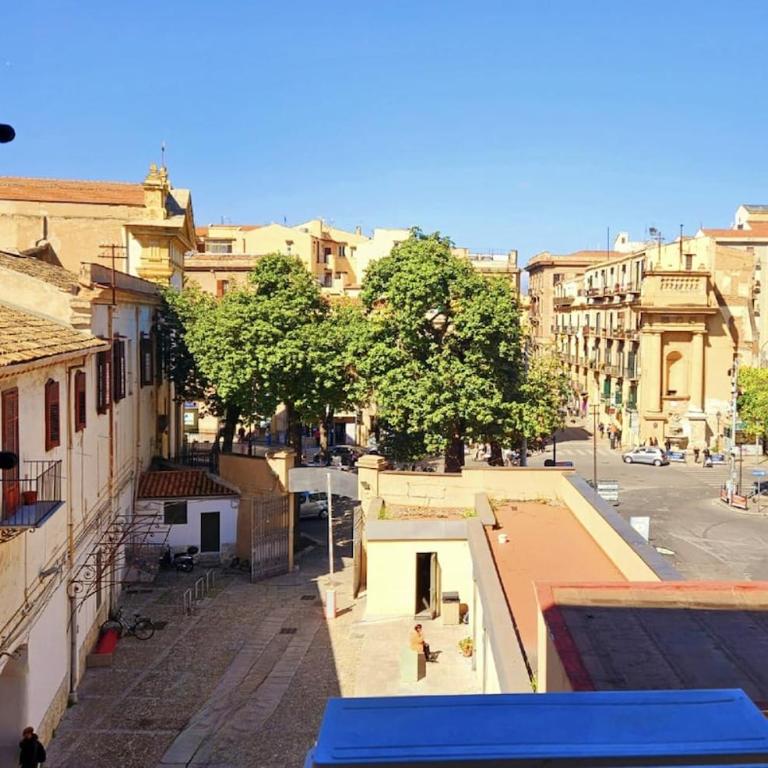 Antica dimora di sant'Antonino - charming central apartment for 8 - Appartamento con 2 Camere da Letto - 7
