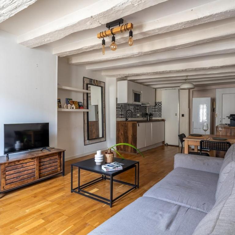 Chez Diane - entre châteaux et cathédrale - One-Bedroom Apartment - 1
