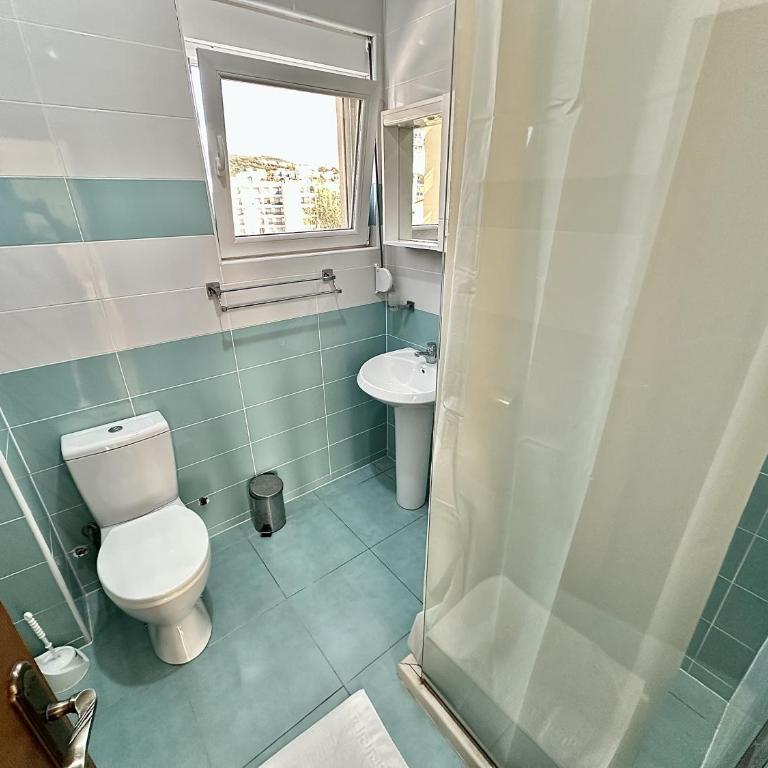 Apart-Hotel Saraj - Deluxe Triple Room with Sea View - 4