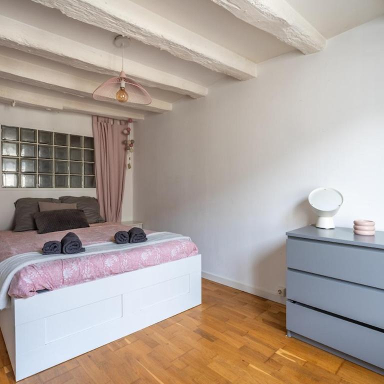 Chez Diane - entre châteaux et cathédrale - One-Bedroom Apartment - 2