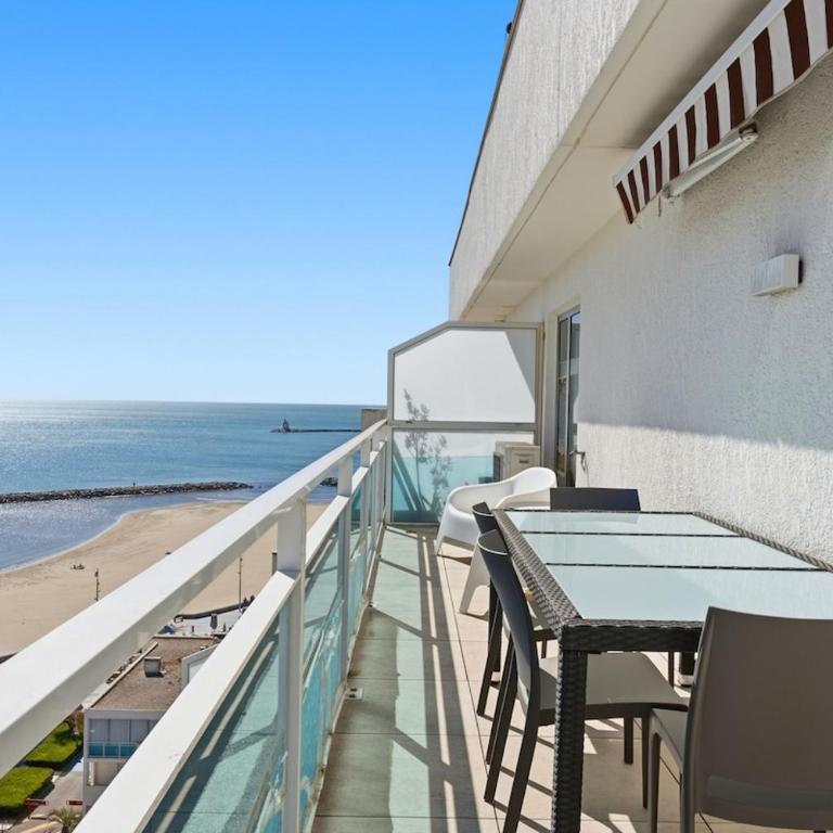 Panoramic Sea View Top-Floor Waterfront Apartment - Apartamento de 1 dormitorio - 4