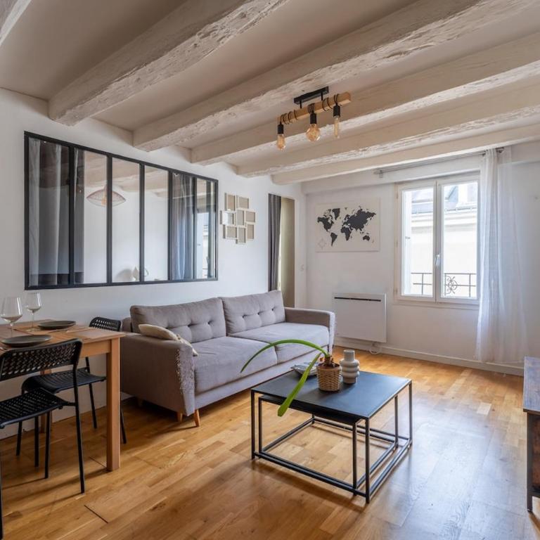 Chez Diane - entre châteaux et cathédrale - One-Bedroom Apartment - 13