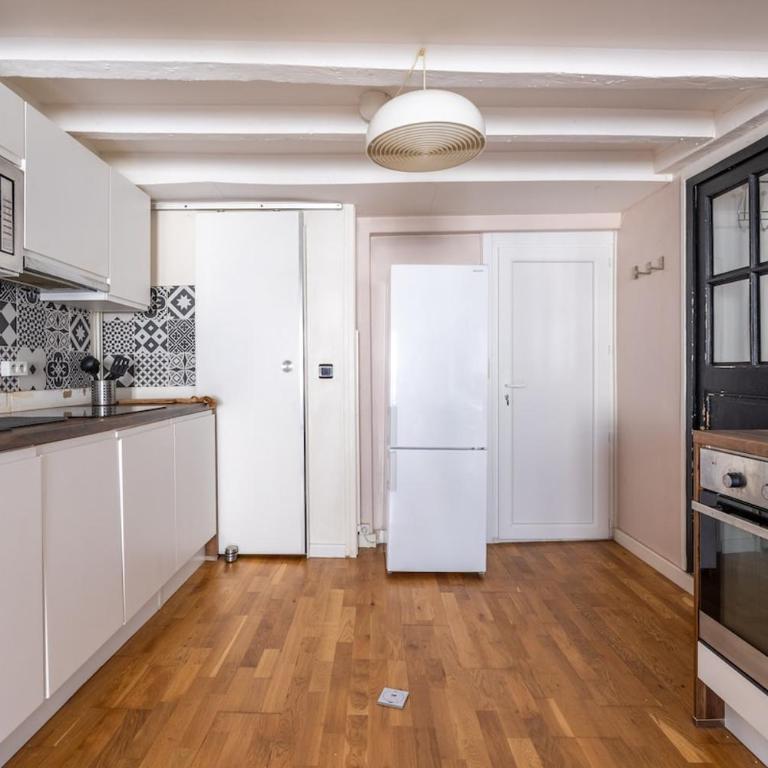 Chez Diane - entre châteaux et cathédrale - One-Bedroom Apartment - 24