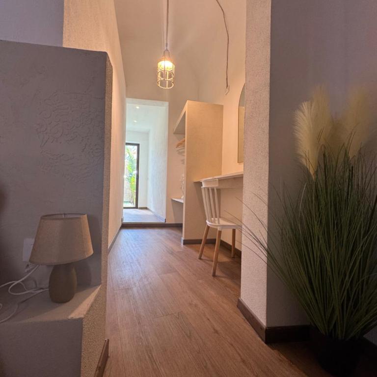 Bella Gallery Terrasini - Doppelzimmer mit Gartenblick - 1