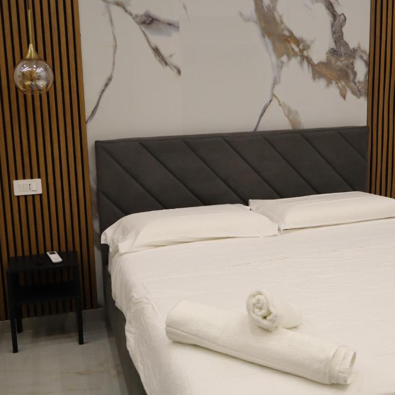 Umberto Golden House - Appartamento con 2 Camere da Letto - 83