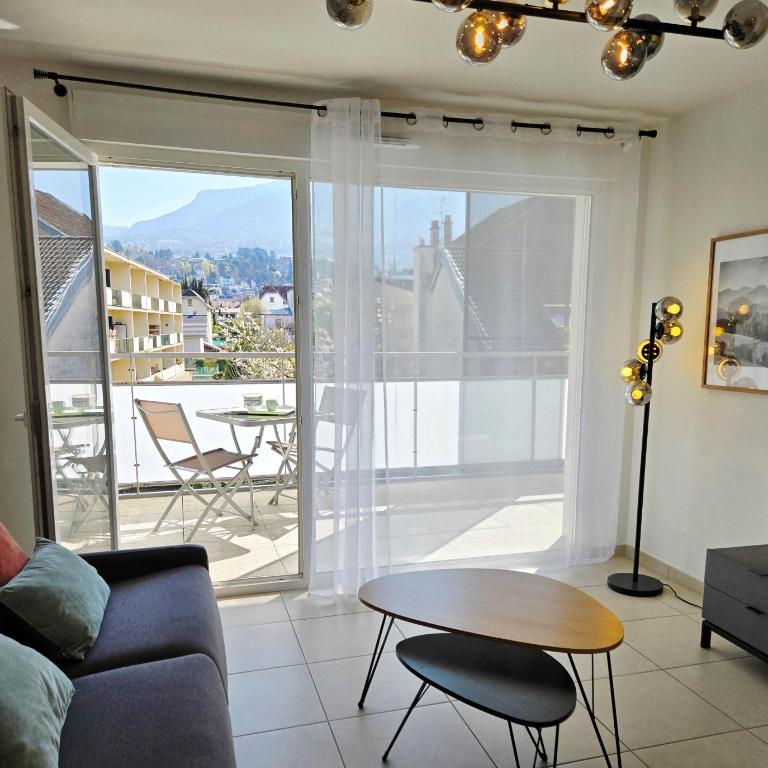 LE 84 - Entre ville et lac, au calme - terrasse - place de parking SEJOURAIXLESBAINS - Apartment mit 1 Schlafzimmer - 25