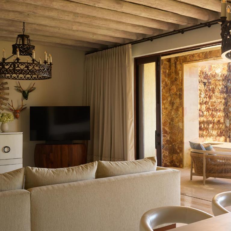 Waldorf Astoria Los Cabos Pedregal - Three-Bedroom Casita Resort with Plunge Pool - 1