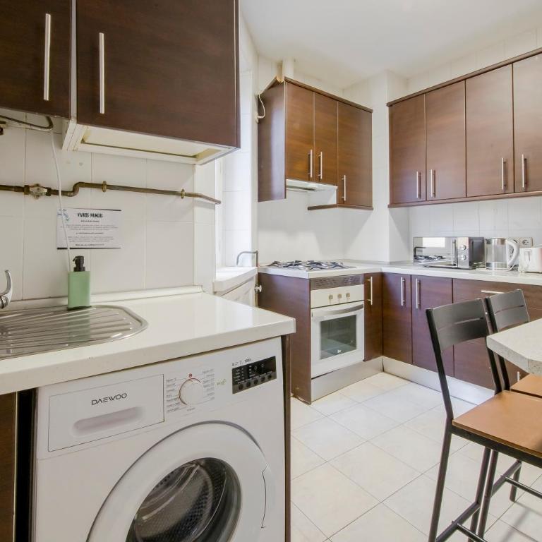 Cool Apartment para 7 en el Centro, La Latina - Apartamento de 3 dormitorios - 9