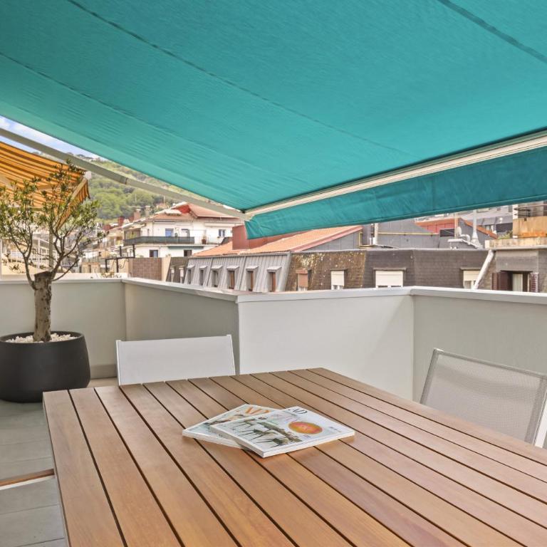 Always Easy I Elosta ALQUILER DE TEMPORADA - Apartamento de 3 dormitorios - Planta Alta - 1