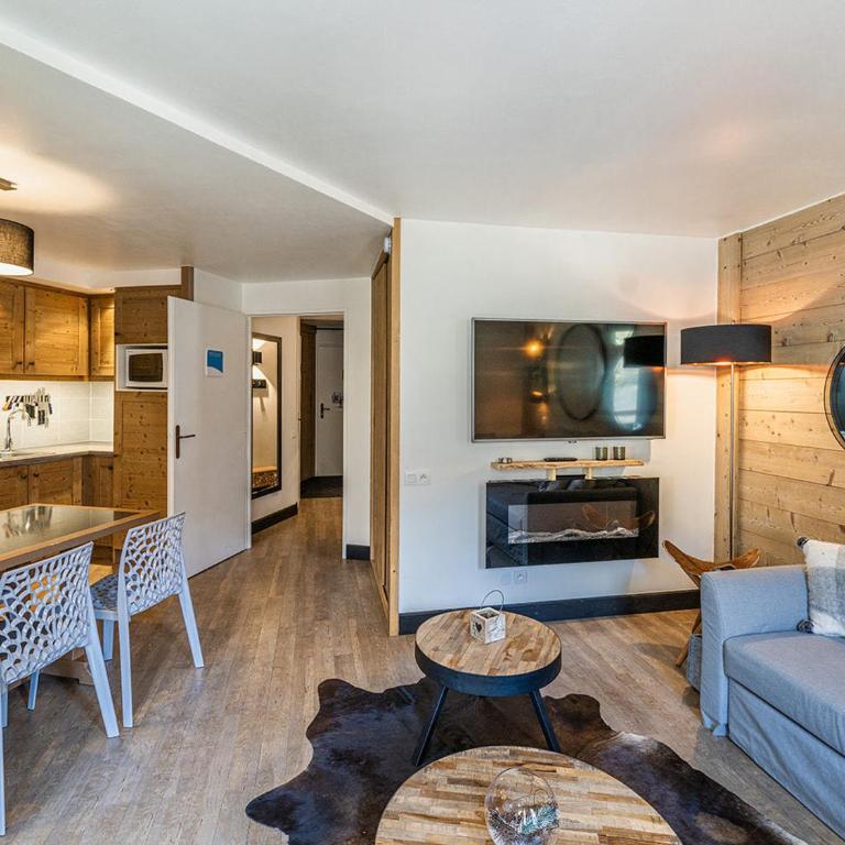 Appartement rénové au centre de La Tania avec parking - FR-1-568-47 - Apartment - 11
