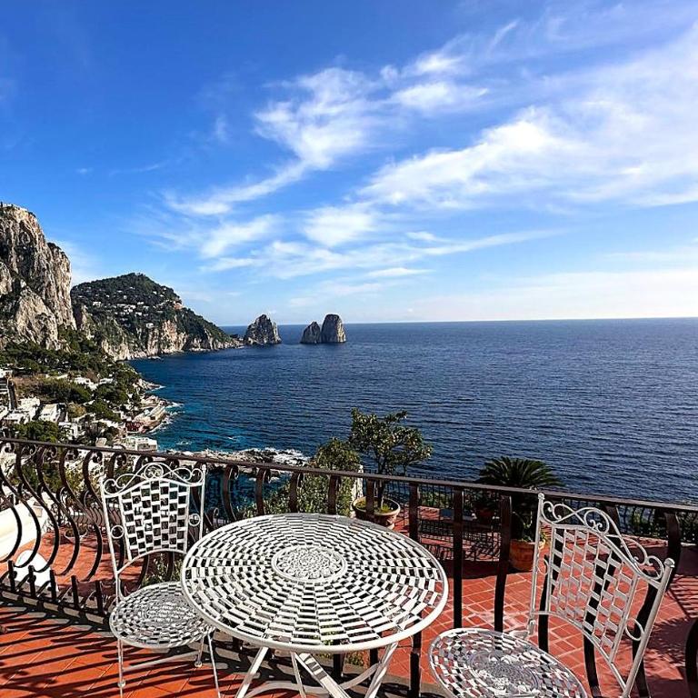 Casa vista Faraglioni Capri 2 - Appartamento con 1 Camera da Letto e Vista Mare - 2