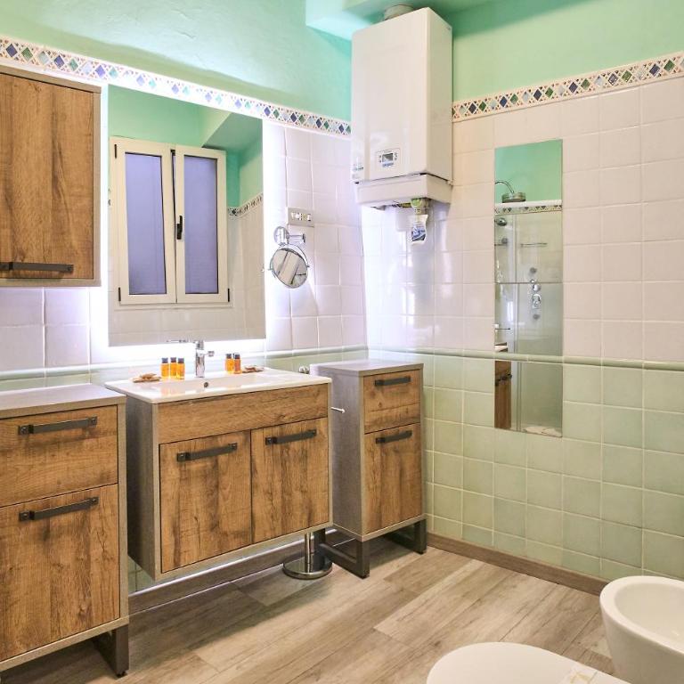 Cozy Flat Historic Center Comfortable WiFi - Appartamento con 2 Camere da Letto - 15