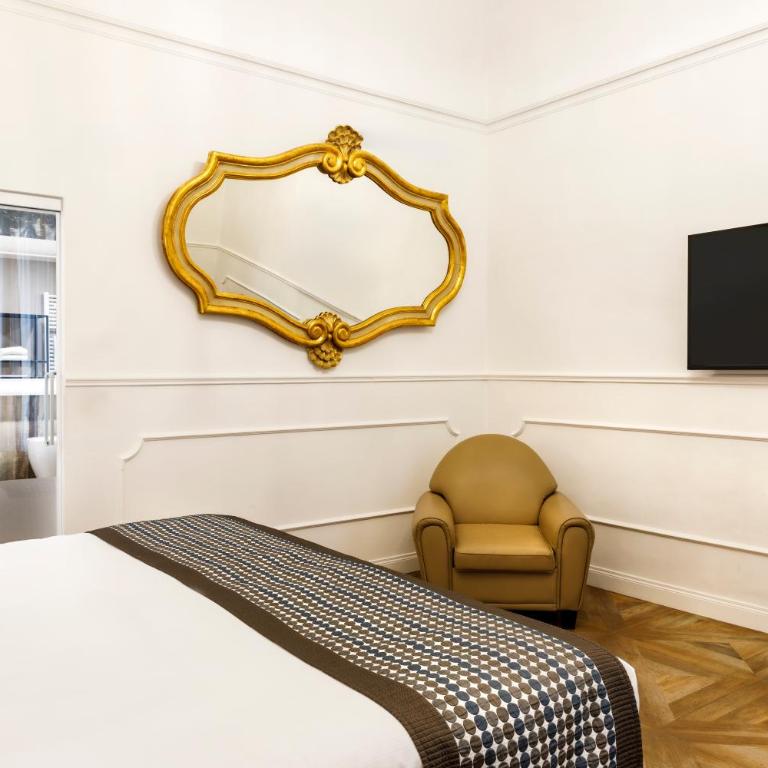 Best Western Plus Royal Superga Hotel - King Suite - 3