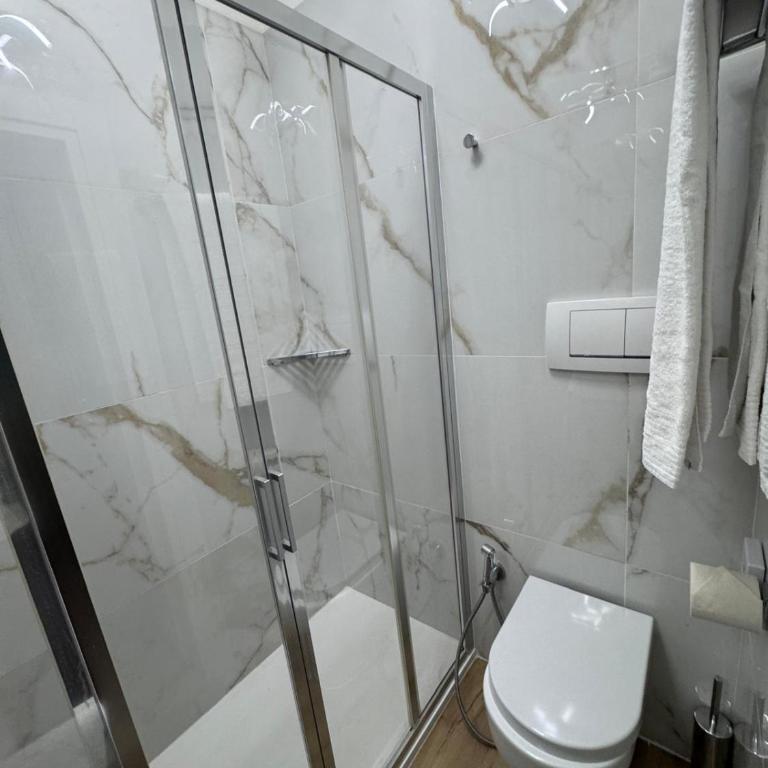 Hotel Adriatico - Superior Triple Room - 10