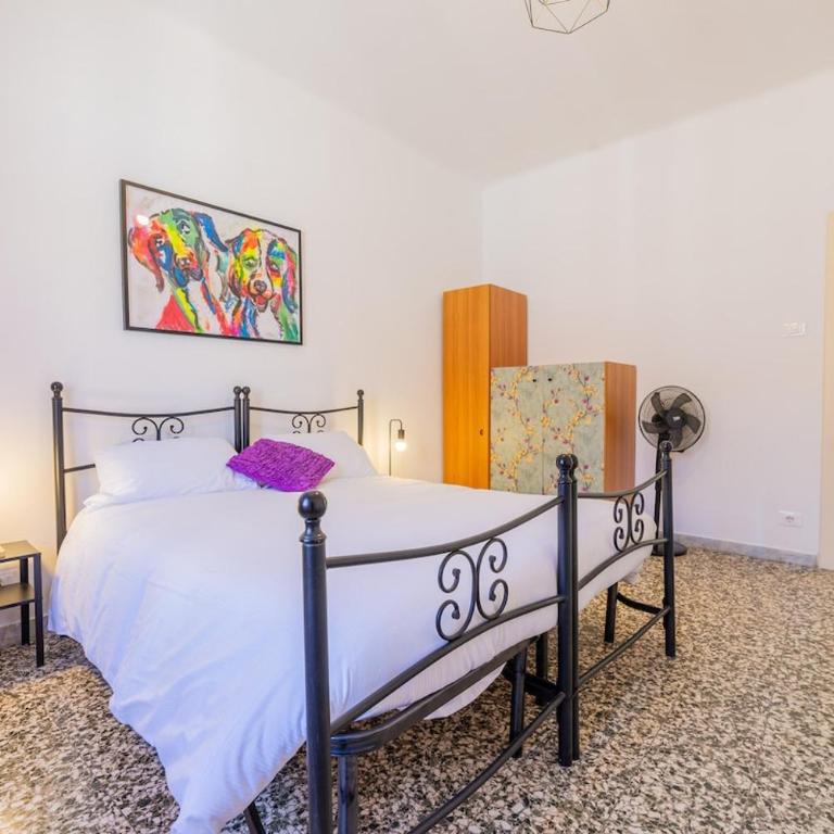 Windrose The Dog - Three-Bedroom Apartment - 12