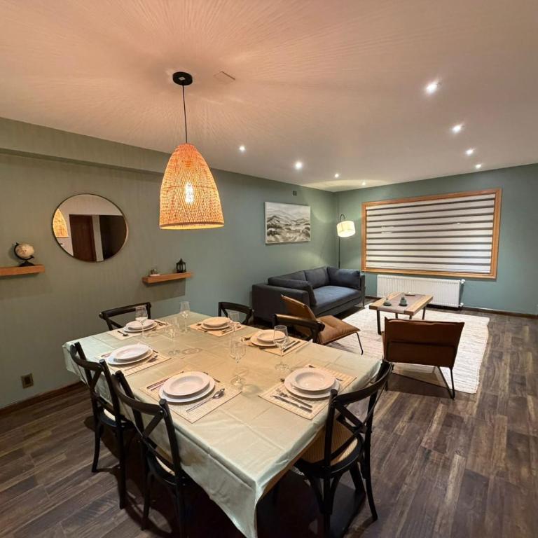 Elegancia Patagonica - Four-Bedroom House - 3