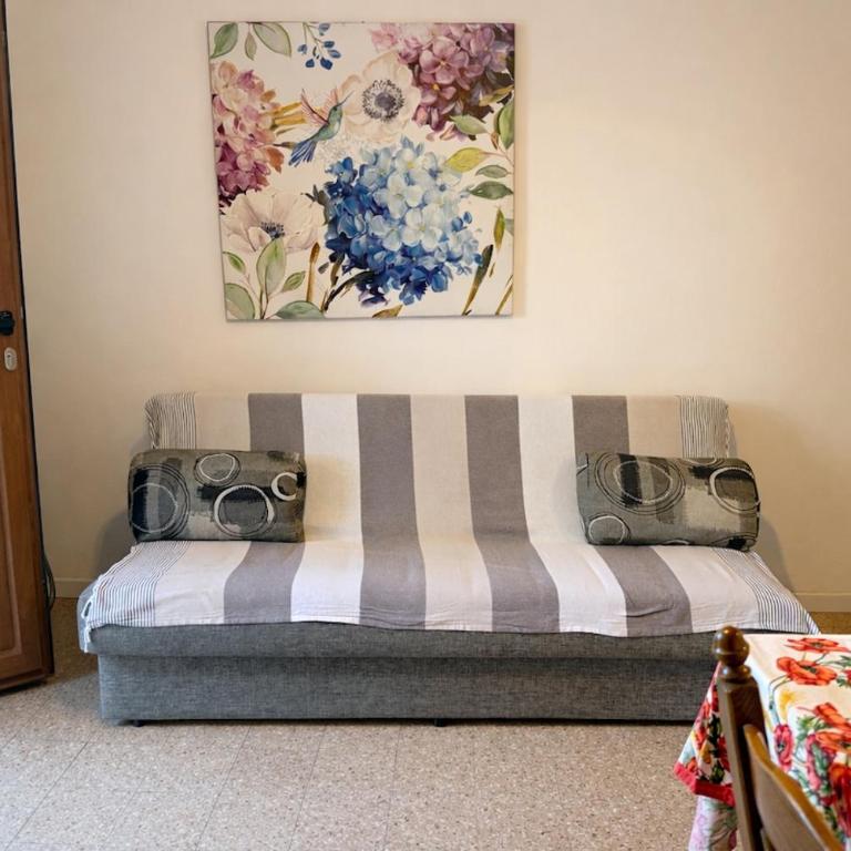 Silent Pineta Retreat with parking - One-Bedroom Apartment - 8