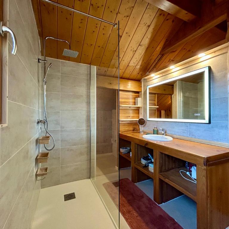 Parenthèse Alpine - Poêle à bois - Calme - Parking - Chalet mit 3 Schlafzimmern - 23