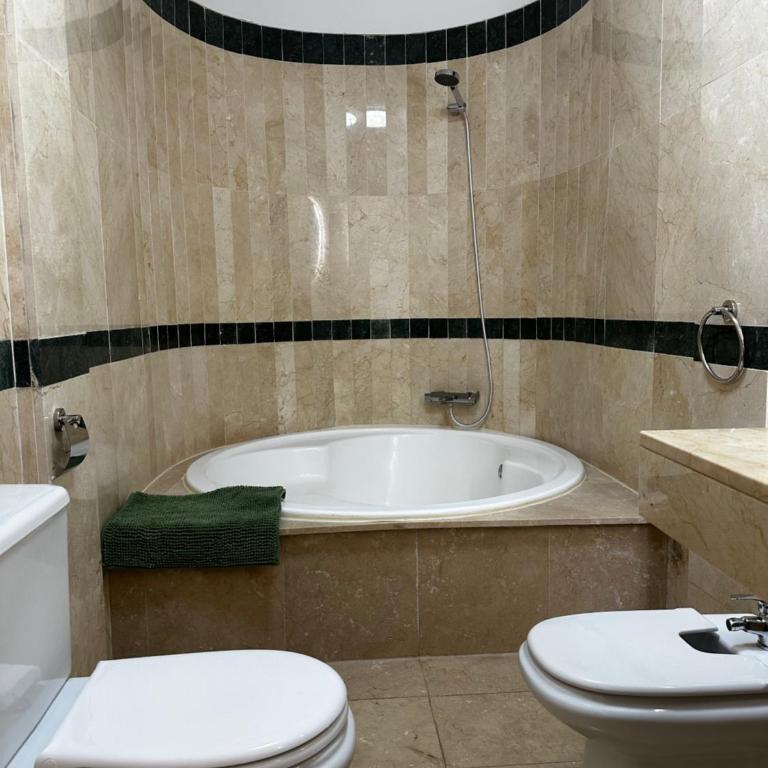 Cozy suite at El Duque - Apartamento de 2 dormitorios con terraza - 3