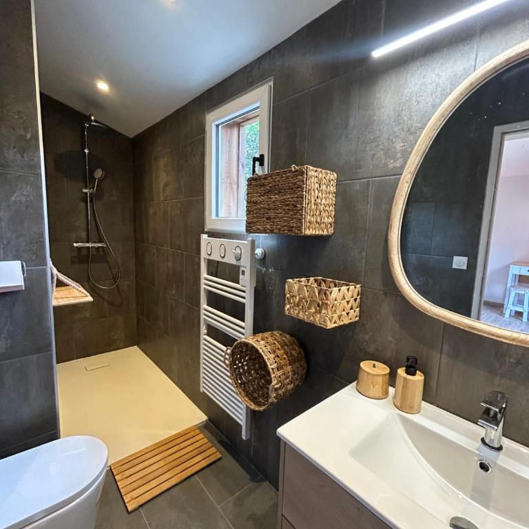 la cabane de la plage au milieu des pins parking privé 300m de la plage - Studio - 5
